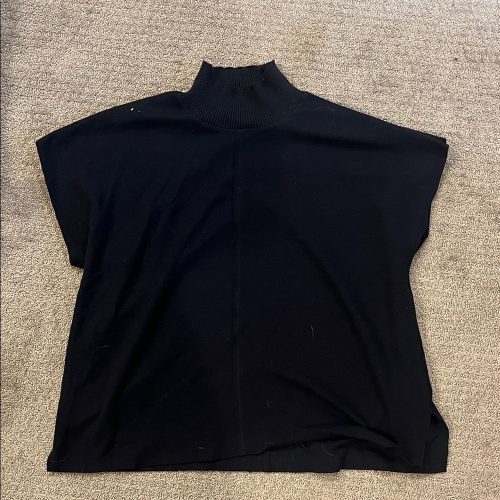 Mock neck short sleeve sweater